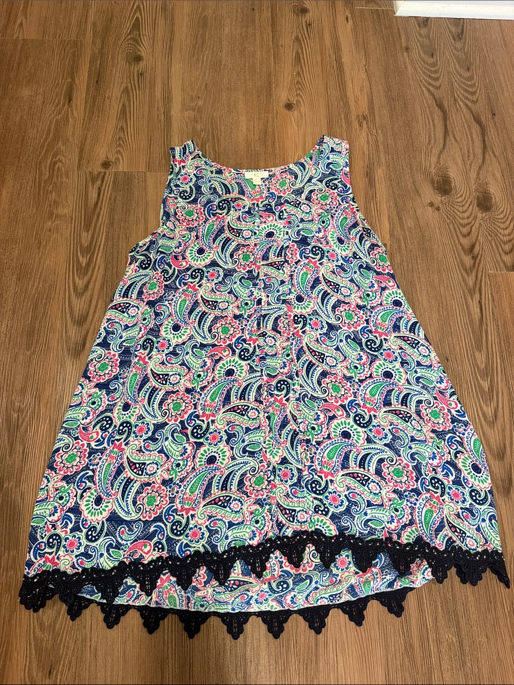 Sleeveless Paisley Print Top with Lace Trim - Navy & Pink